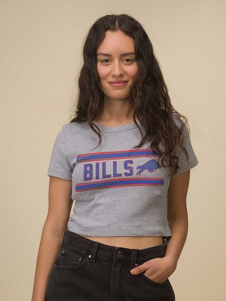

Футболка с надписью «Buffalo bills sideline baby» Junk Food Clothing, серый