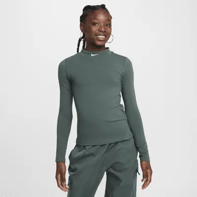 

Топ Nike Sportswear Girls' Top, цвет Vintage Green/White