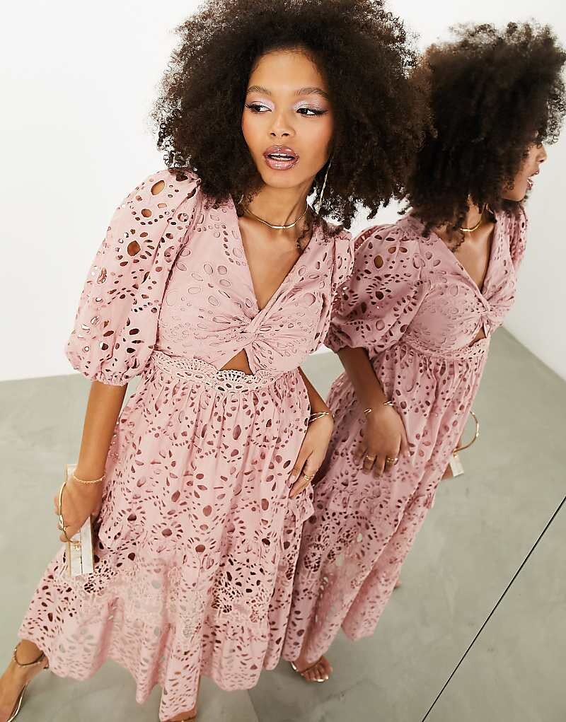 

ASOS EDITION – Платье-миди бледно-розового цвета с ажурным узором, перекрученным передом и рукавами-фонариками