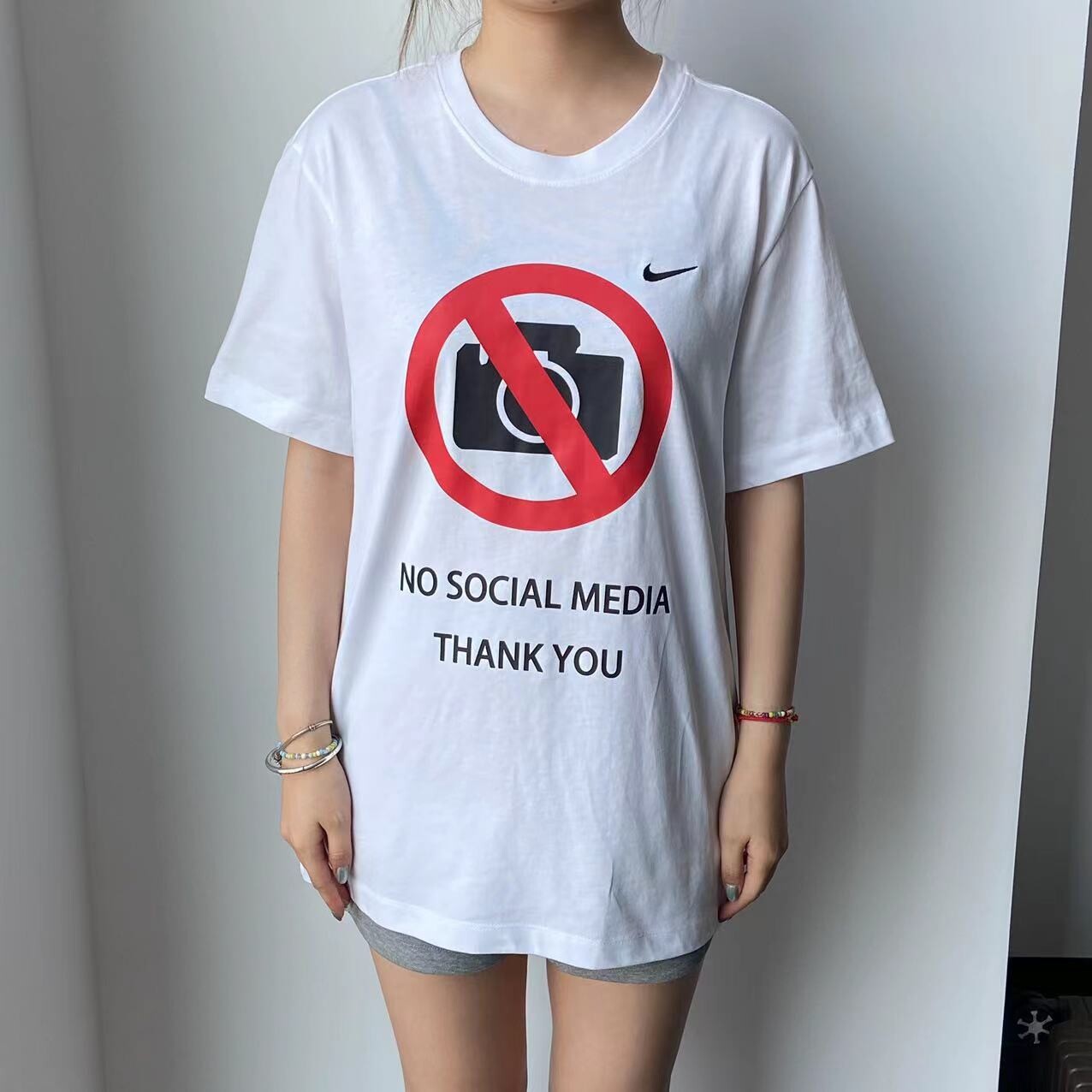

Футболка мужская белая Nike, белый