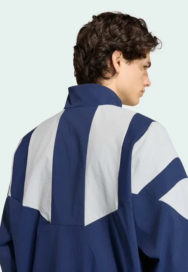 Куртка легкая Adidas Originals, цвет ночной индиго — фото 4
