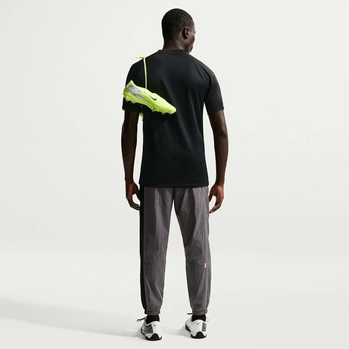 Футболка мужская Nike Black — фото 3