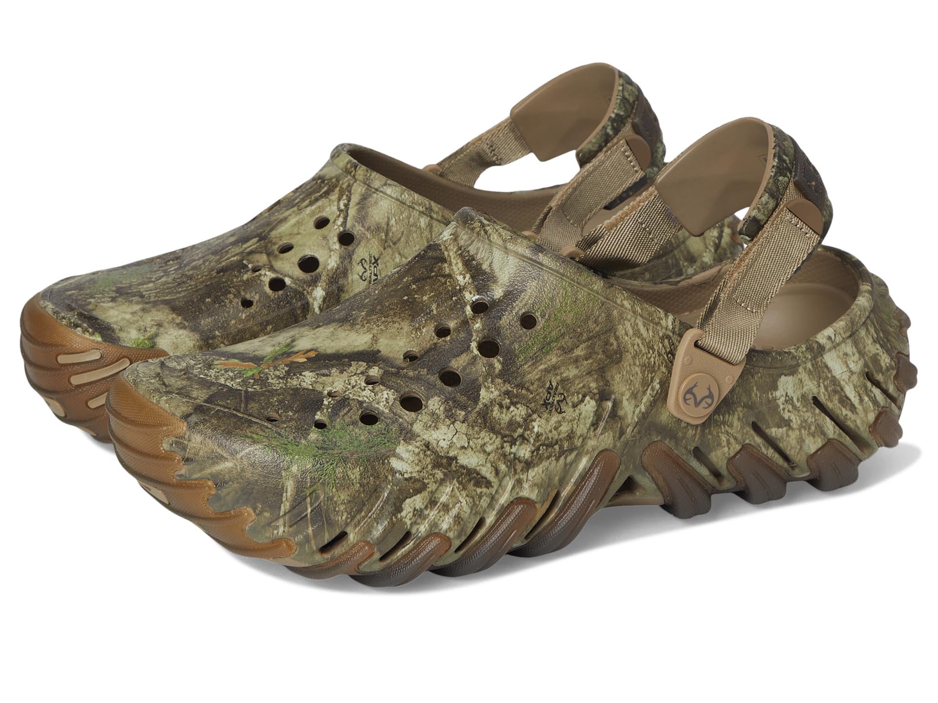

Сабо Unisex Crocs Echo Ro Clog, цвет Realtree Apx
