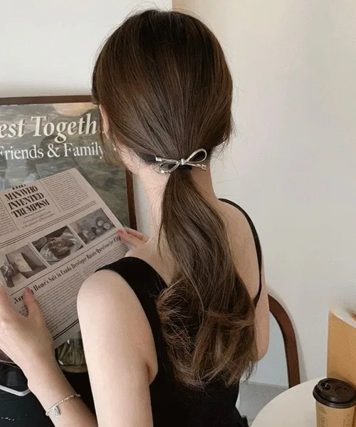 Резинка для волос с серебряным бантом E&C closet — фото 2