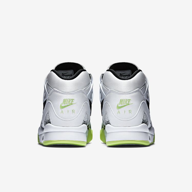 

Кроссовки Air Tech Challenge II, белый