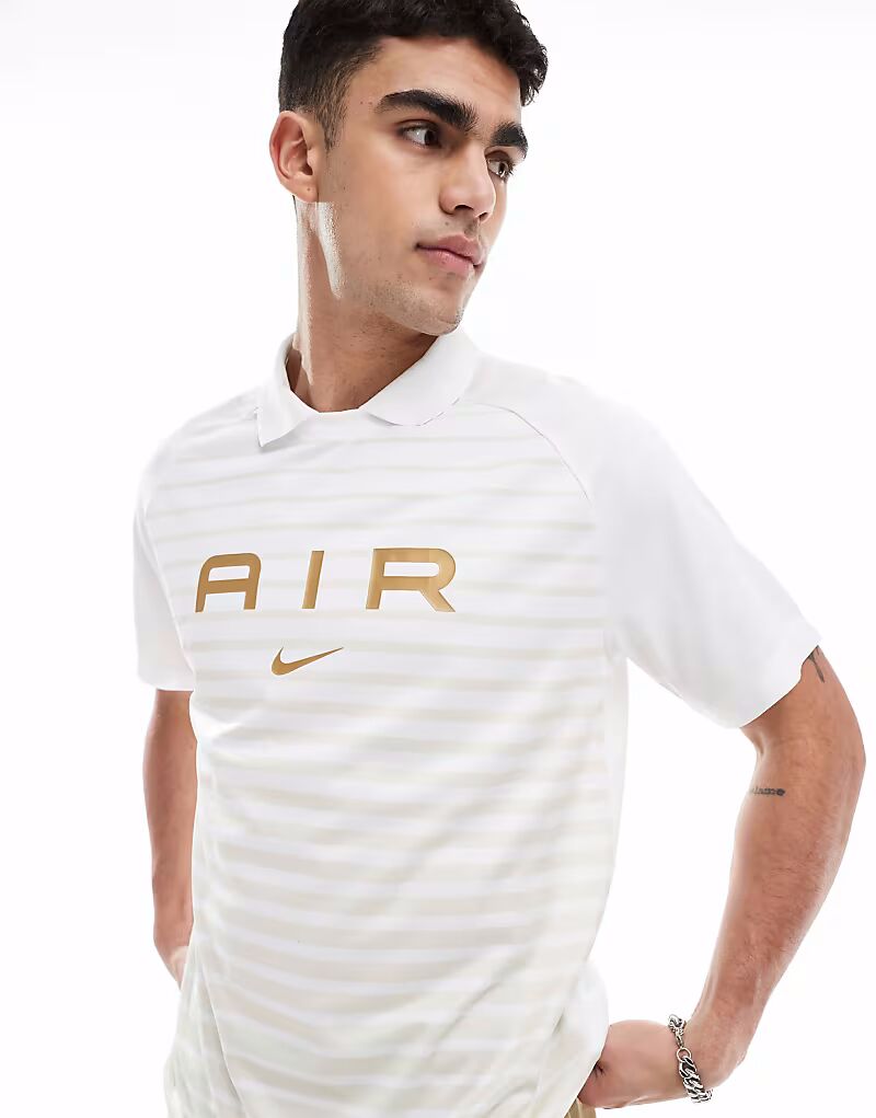 

Футболка с графическим принтом Nike Air белого цвета