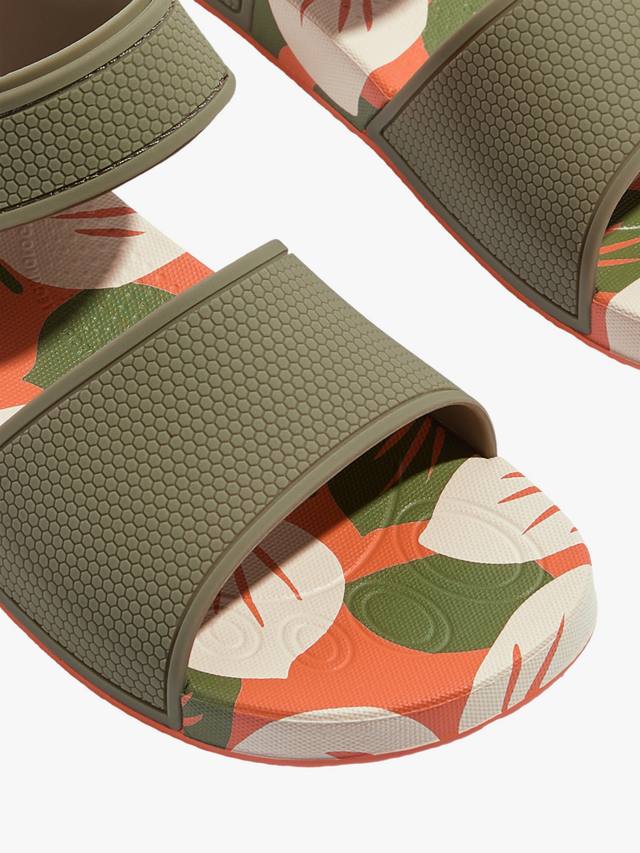 Детские сандалии iQushion с принтом листьев FitFlop, Faded Sage — фото 3