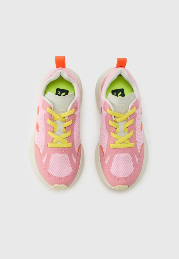 Маленькие светло-желтые кроссовки унисекс Veja, Guimauve/Orange Fluo — фото 4