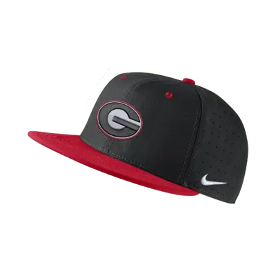 

Бейсболка Nike Georgia College Fitted Baseball Hat, черный