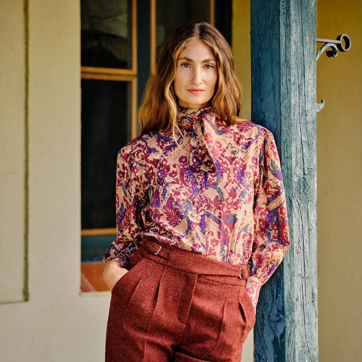 

Женская рубашка с бантом Verhunt, синий