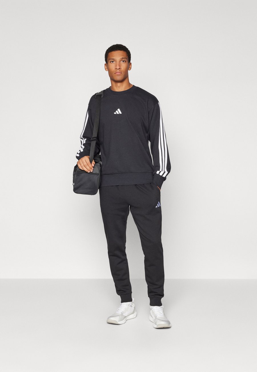 Толстовка Adidas Sportswear Sweatshirt, Black White/Black — фото 2