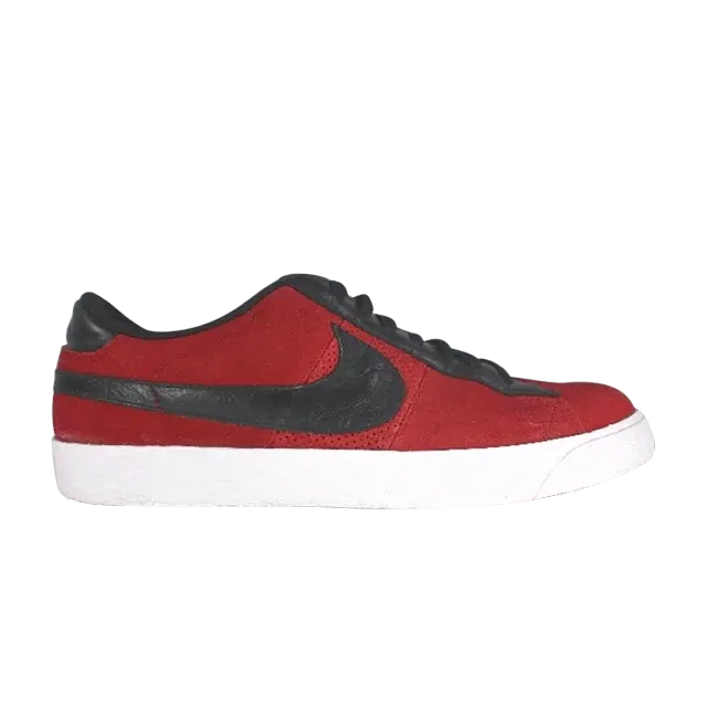 

Кроссовки Nike Blazer Low Premium, красный