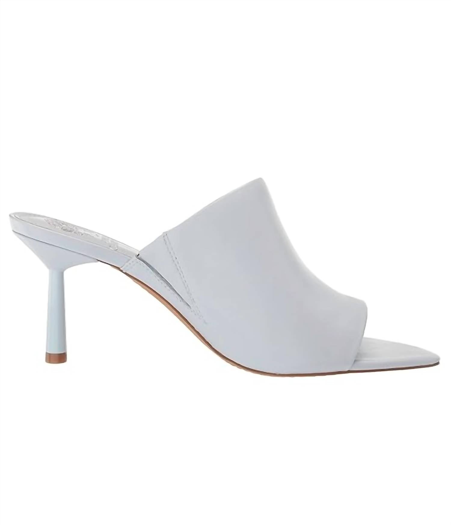 Босоножки на каблуке Pileesa в цвете Ice Blue Vince Camuto