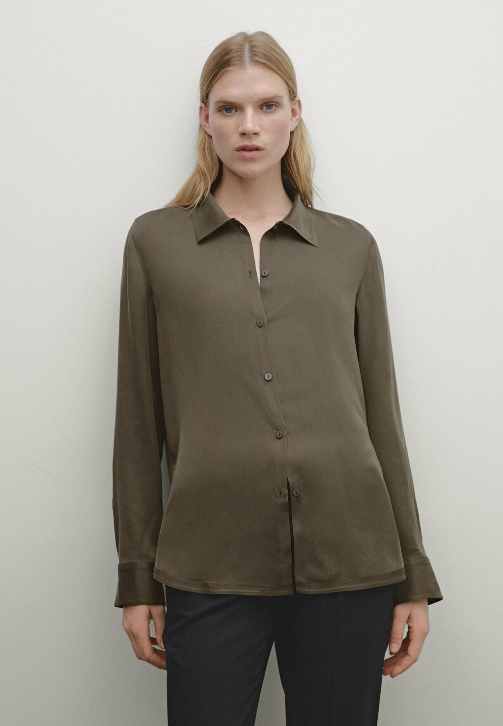 

Блузка на пуговицах Massimo Dutti, темно-коричневый