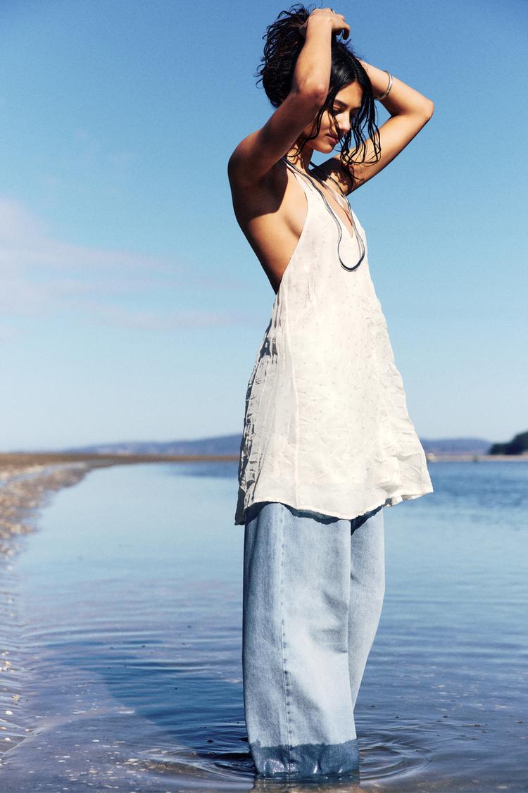 

Короткое платье из тюля с пайетками Pull And Bear, экрю