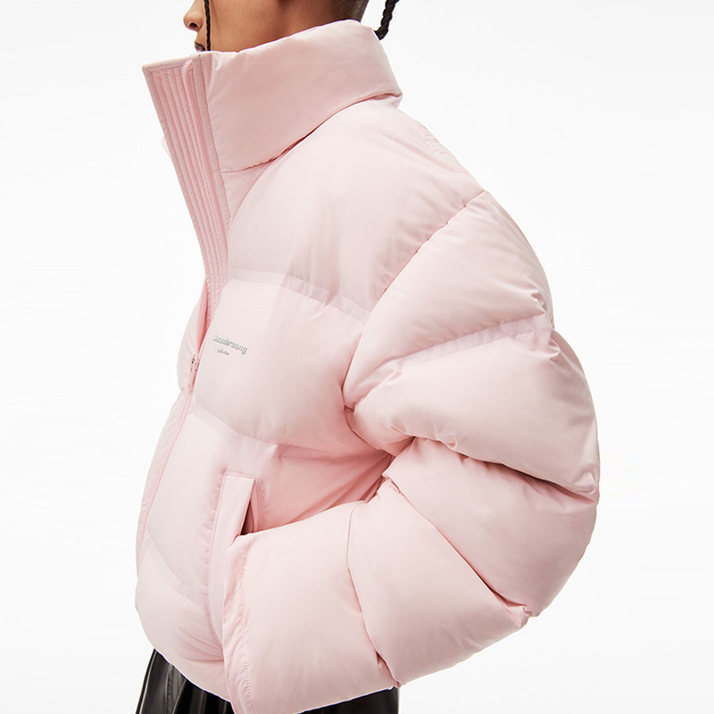 Кроп-пуховик с логотипом со светоотражающим эффектом Alexander Wang, светло-розовый — фото 4
