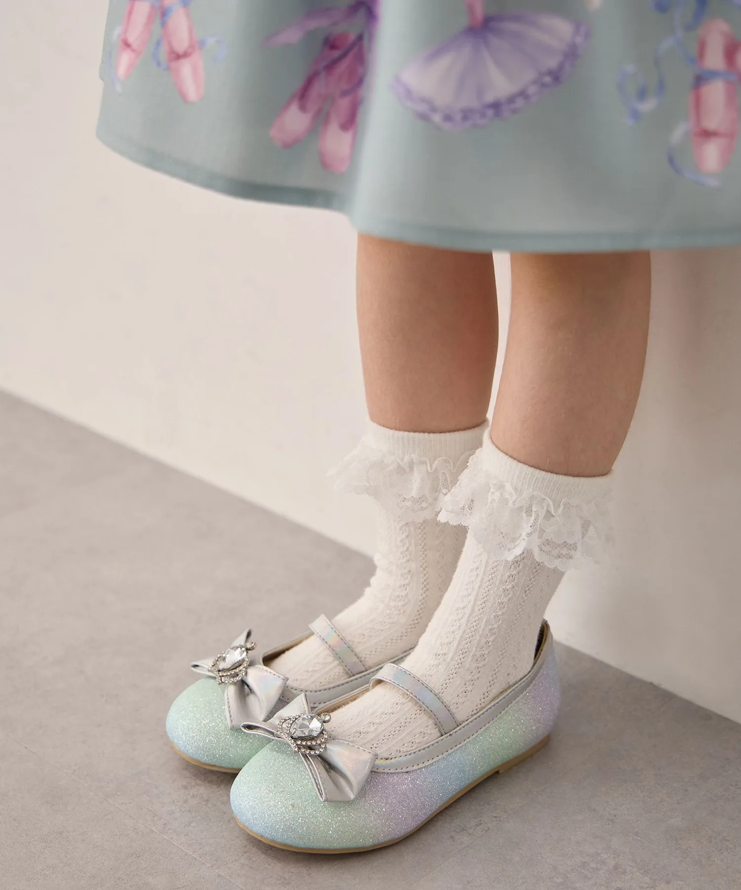 Детские туфли с радужным блеском ANY KIDS с бантом и короной фиолетовые