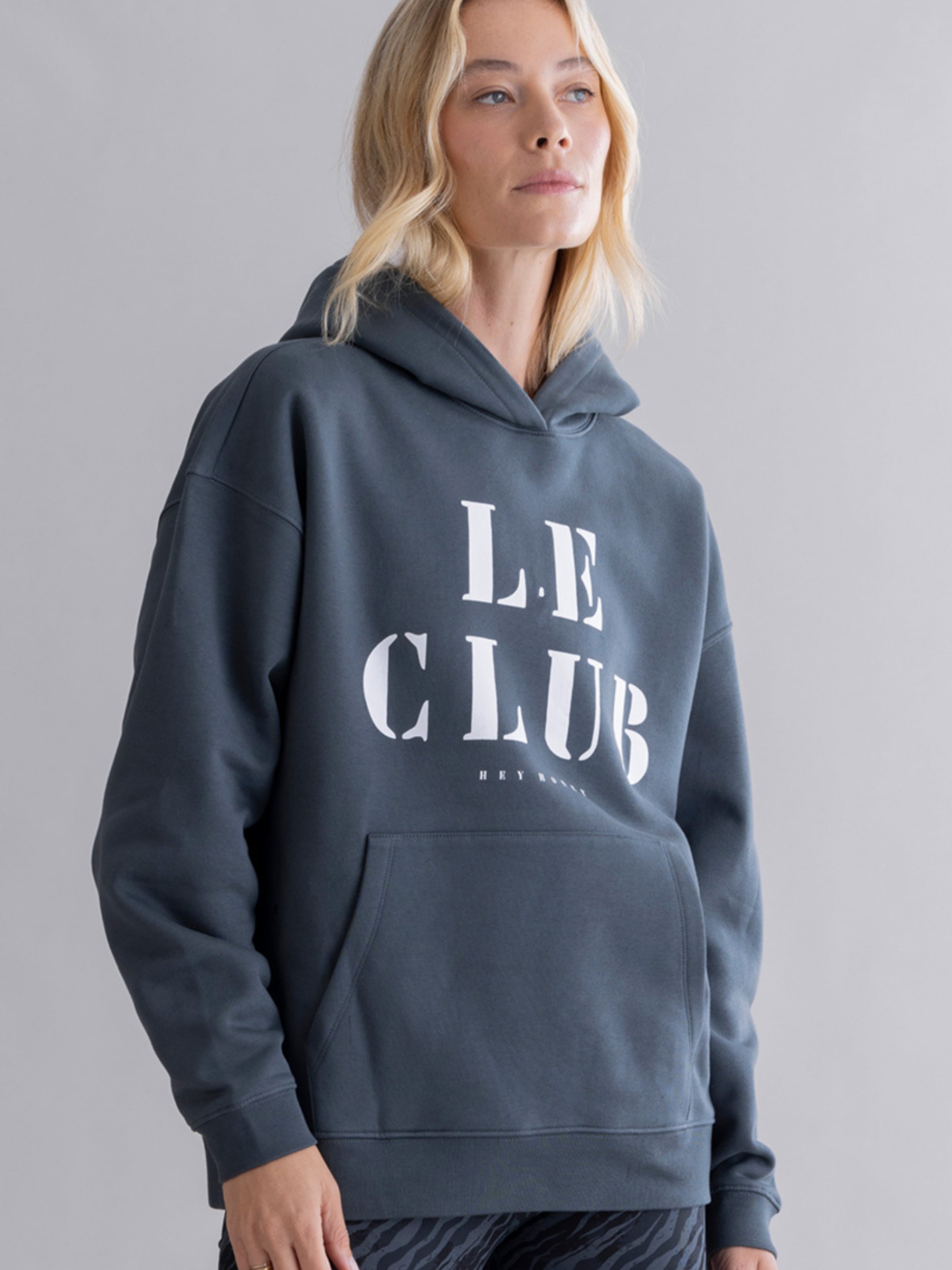 

Hey Honey Толстовка 'Le Club' в пыльно-голубом цвете, Синий, Hey Honey Толстовка 'Le Club' в пыльно-голубом цвете