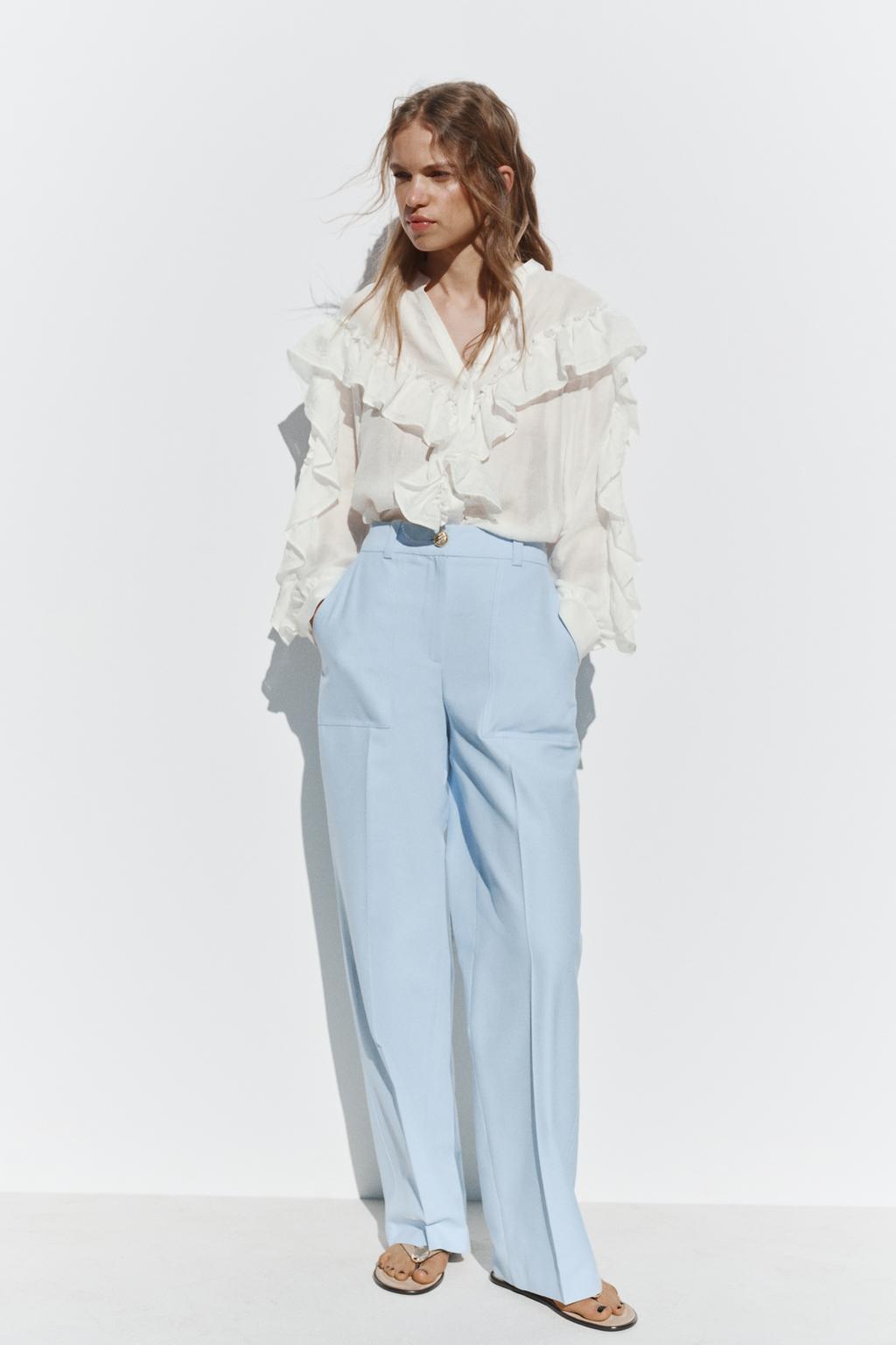 

Блузка с кружевной отделкой и рюшами ZARA, устрично-белый