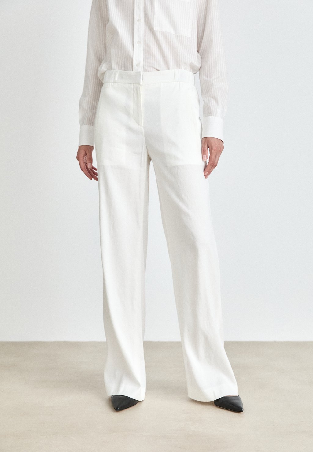 

Брюки TOYAL BOSS, White