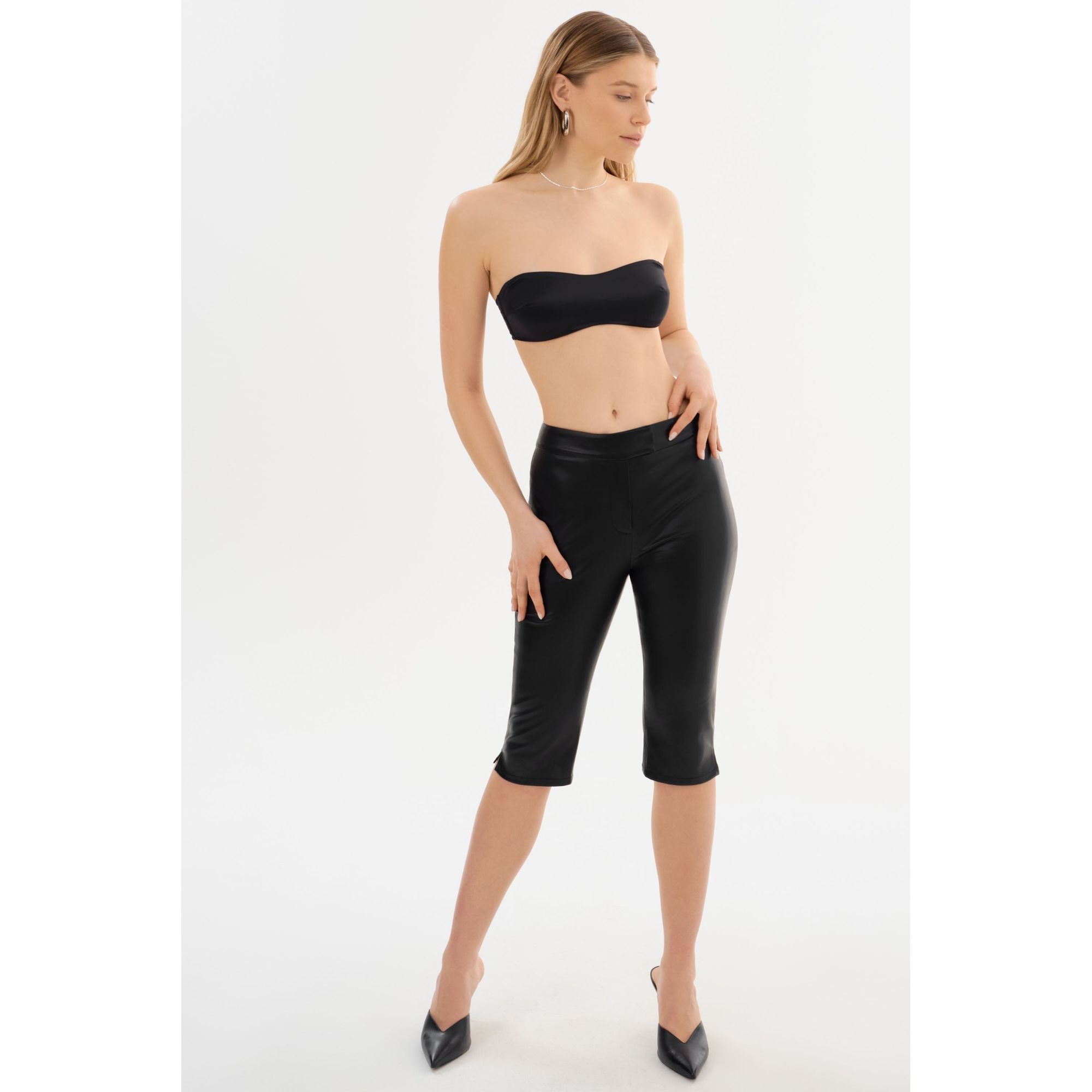 

Faya | Faux Leather Capri Pants Lamarque, черный