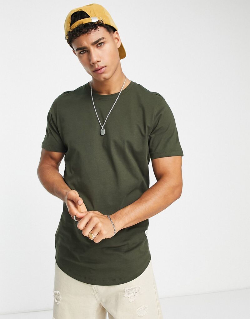 

Длинная базовая футболка цвета хаки с закругленным краем Jack & Jones Essentials