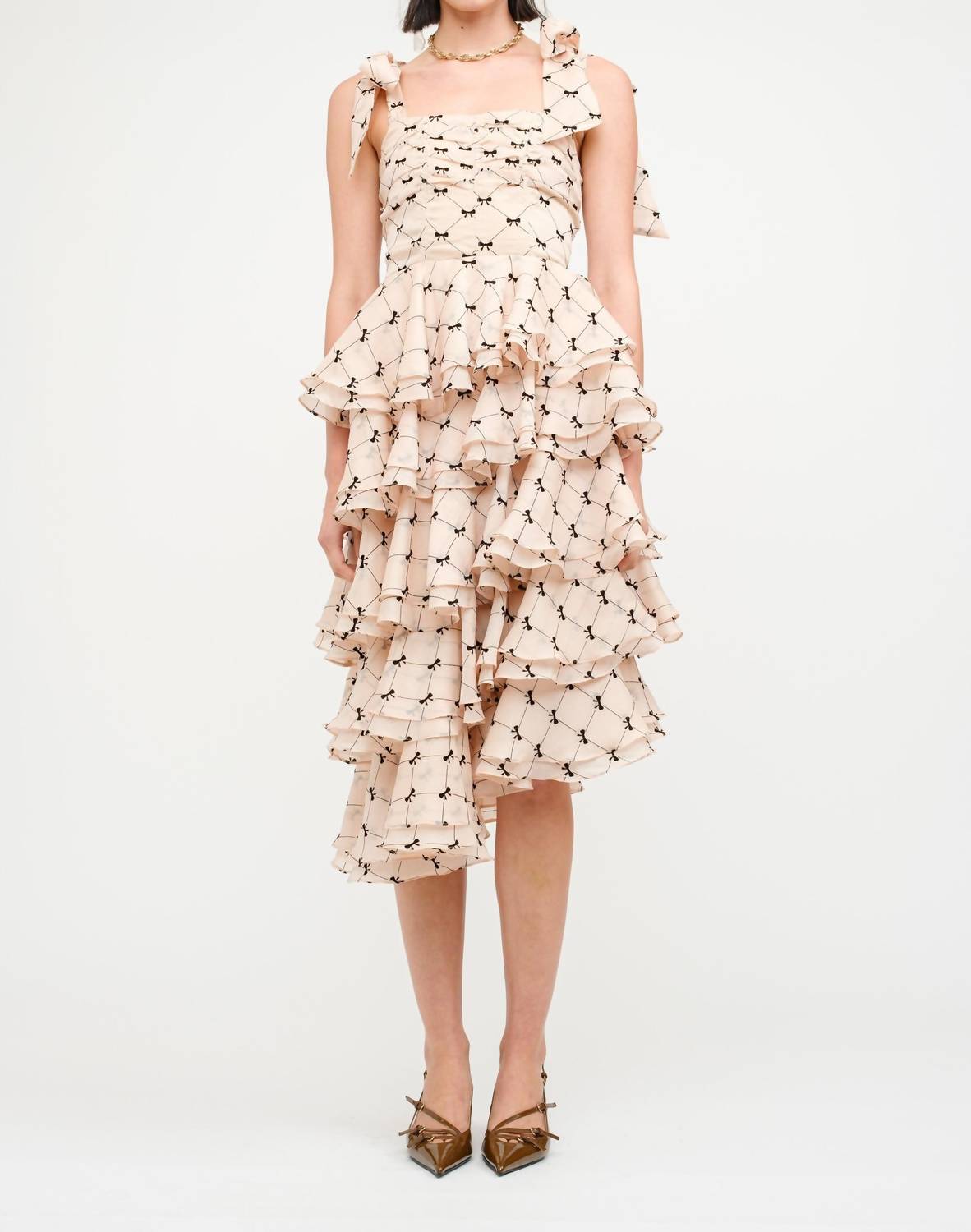 

Многоярусное платье-бантик из органзы в цвете Blush Sofie the Label, красный