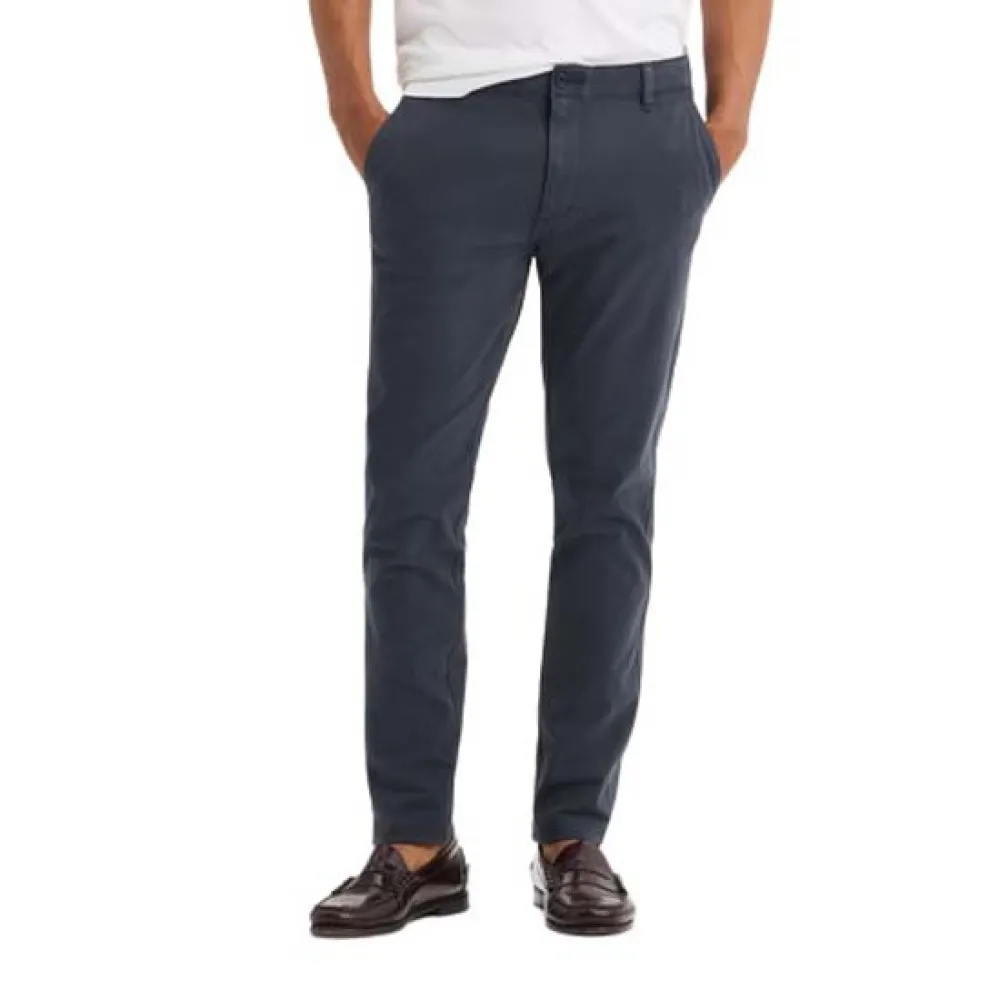 

Брюки-чиносы Dockers Ultimate 360 Slim Fit, серый