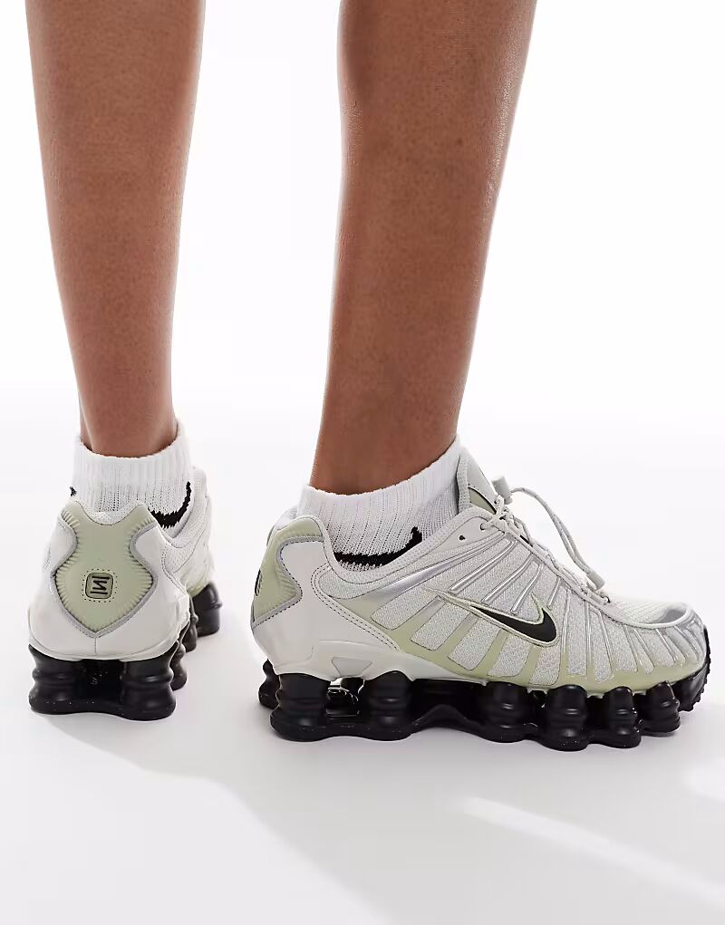 Кроссовки унисекс Nike Shox TL серого, зеленого и черного цветов — фото 3