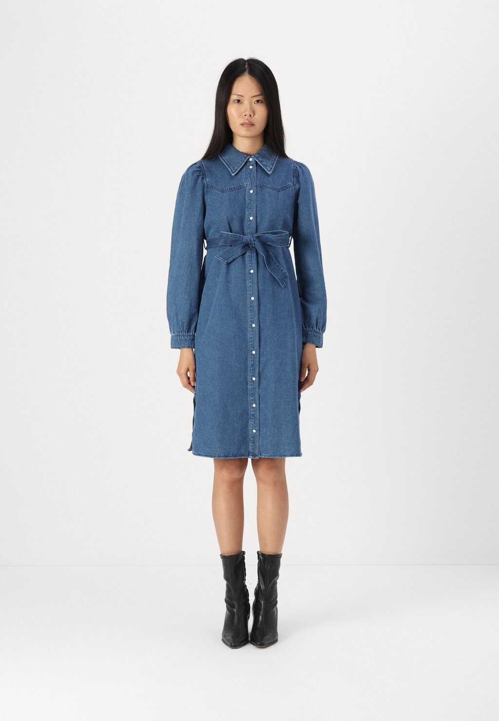 

Платье-рубашка VMDALLAS BELT DRESS Vero Moda, темно-синий деним