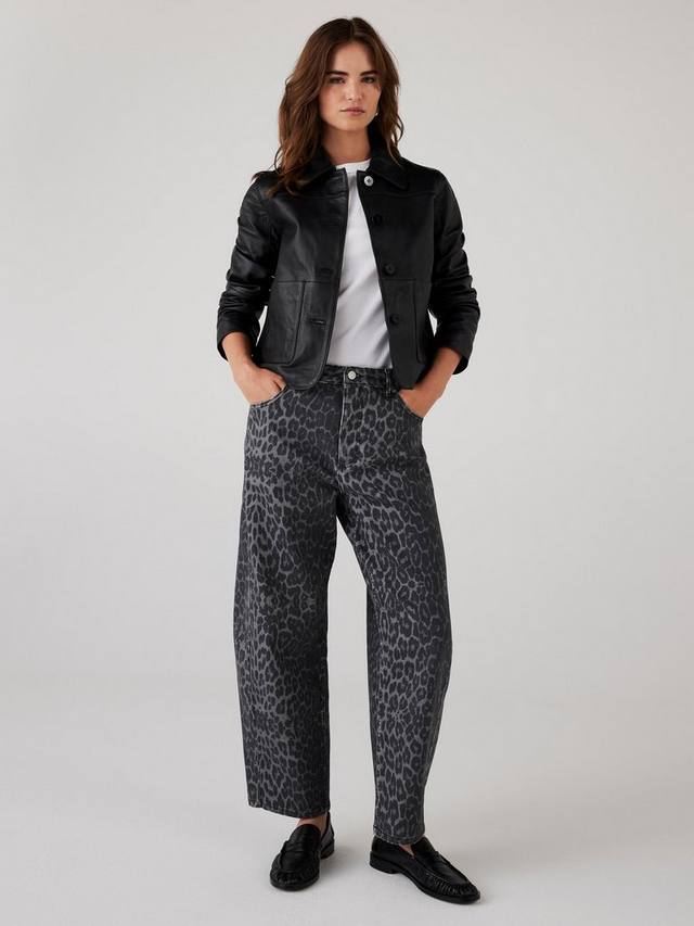 

Джинсы клеш с принтом под животное Mint Velvet, Grey/Multi