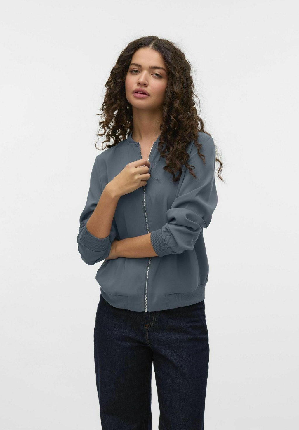 

Куртка-бомбер VMCOCO Vero Moda, серый