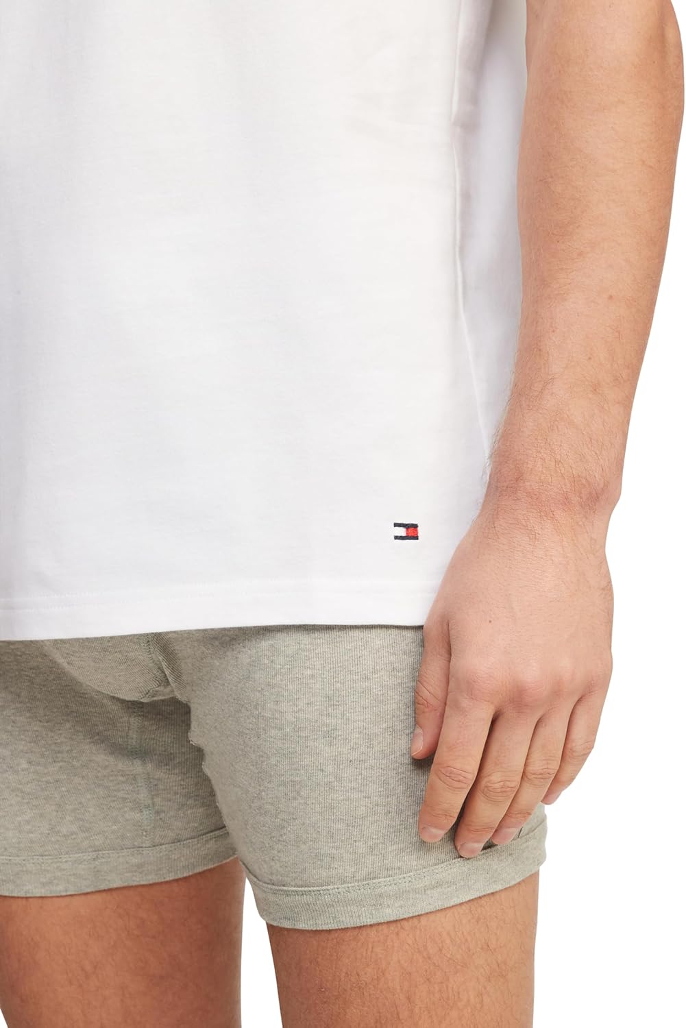 Мужские футболки Tommy Hilfiger, комплект из 3 пар классических хлопковых футболок Slim Fit Crew, 3 Classic White — фото 3