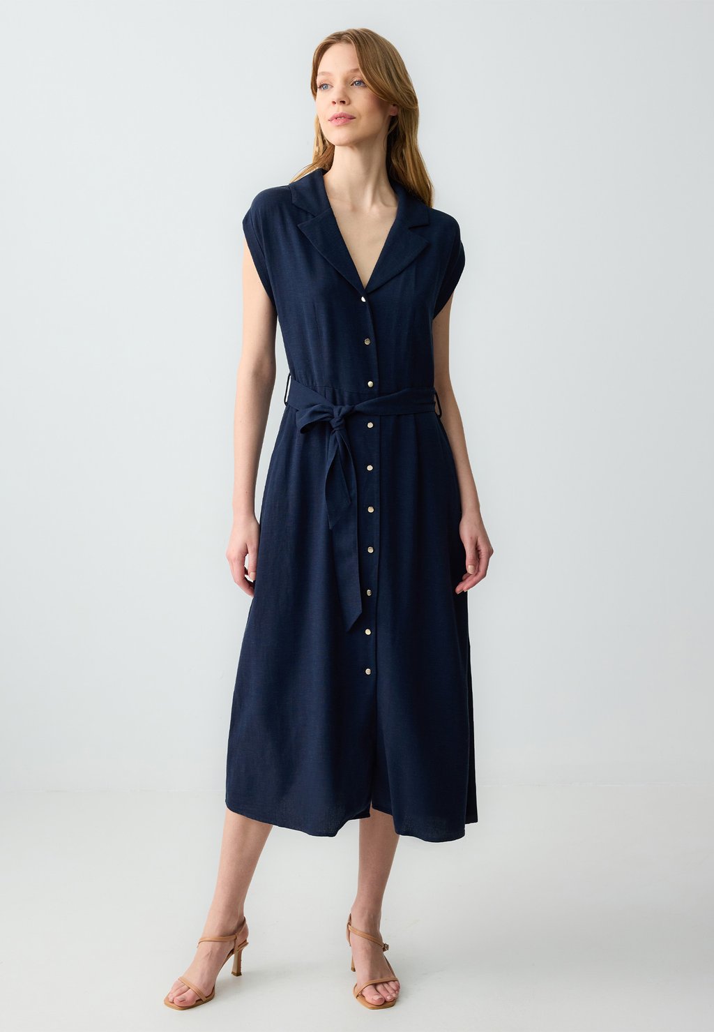 

Платье-рубашка CUT SHORT SLEEVE MIDI Jimmy Key, темно-синий