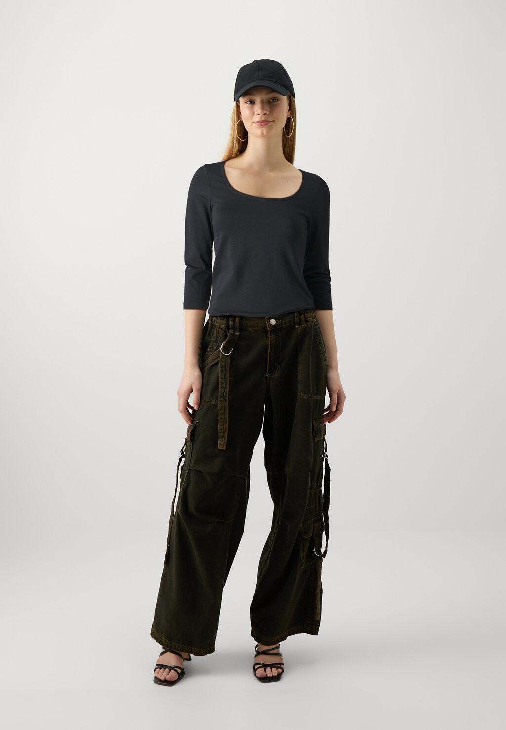 

Топ с длинными рукавами Vmpanda Deep O Neck Vero Moda, черный