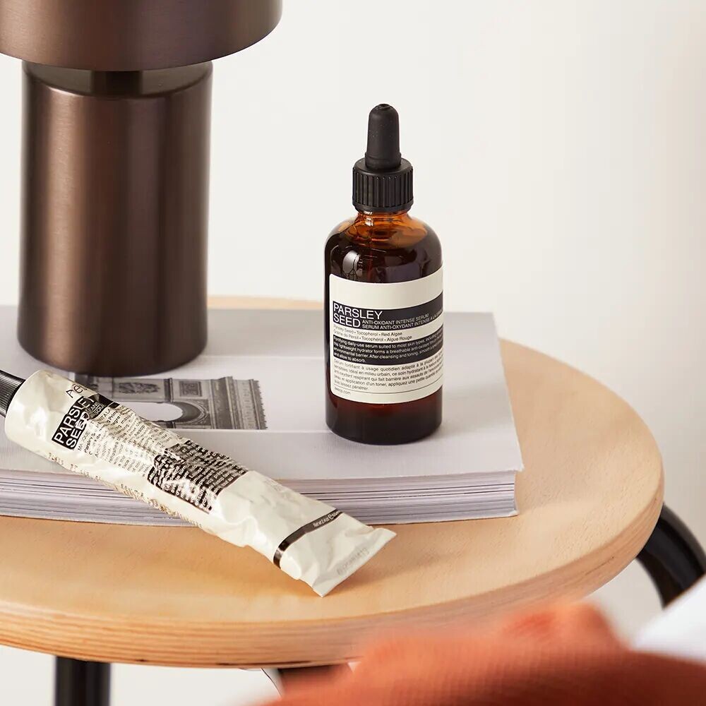 

Aesop Интенсивная антиоксидантная сыворотка с семенами петрушки