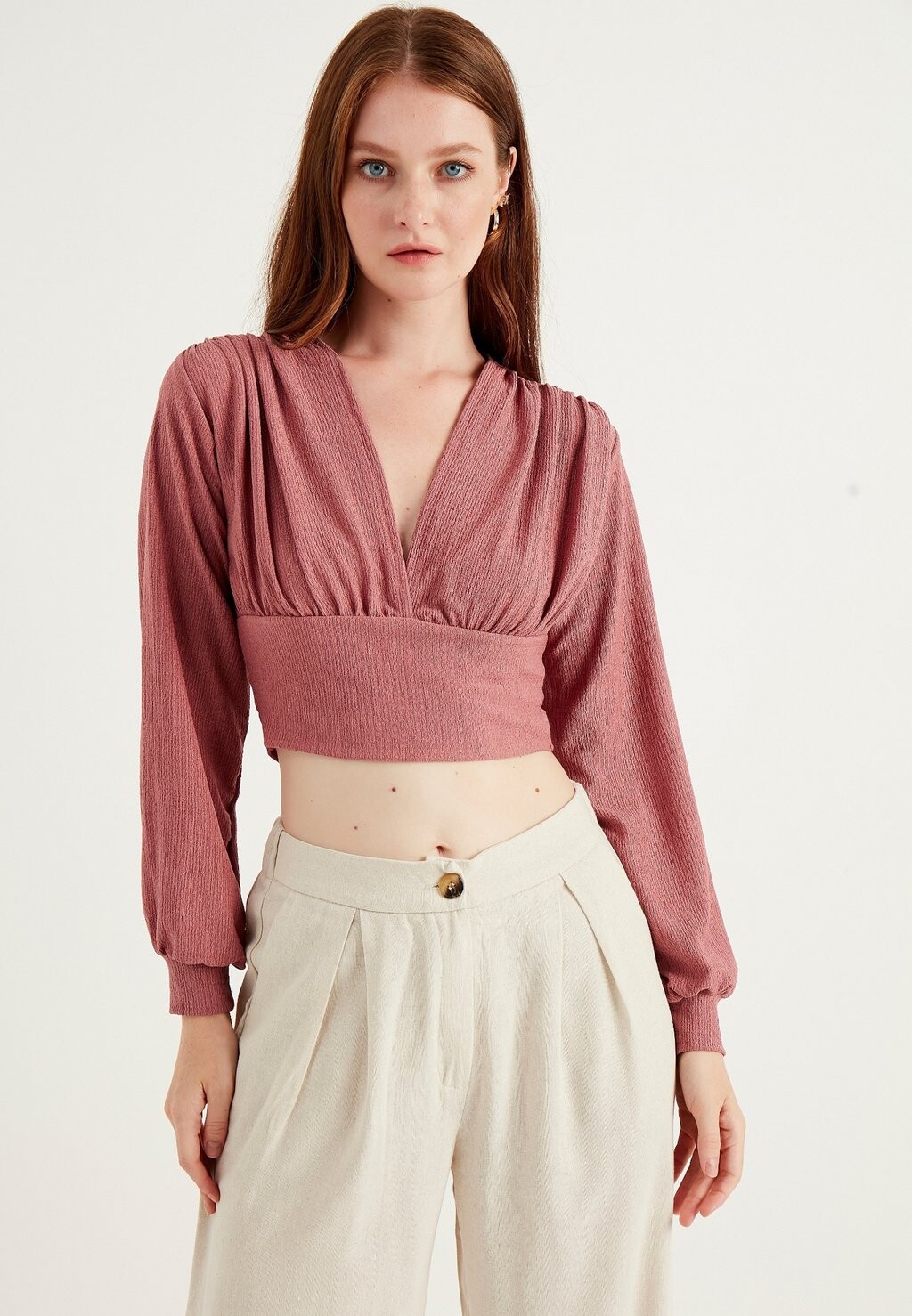

Блузка SHOULDER RUFFLE DETAILED WITH FRONT Herita, цвет pink