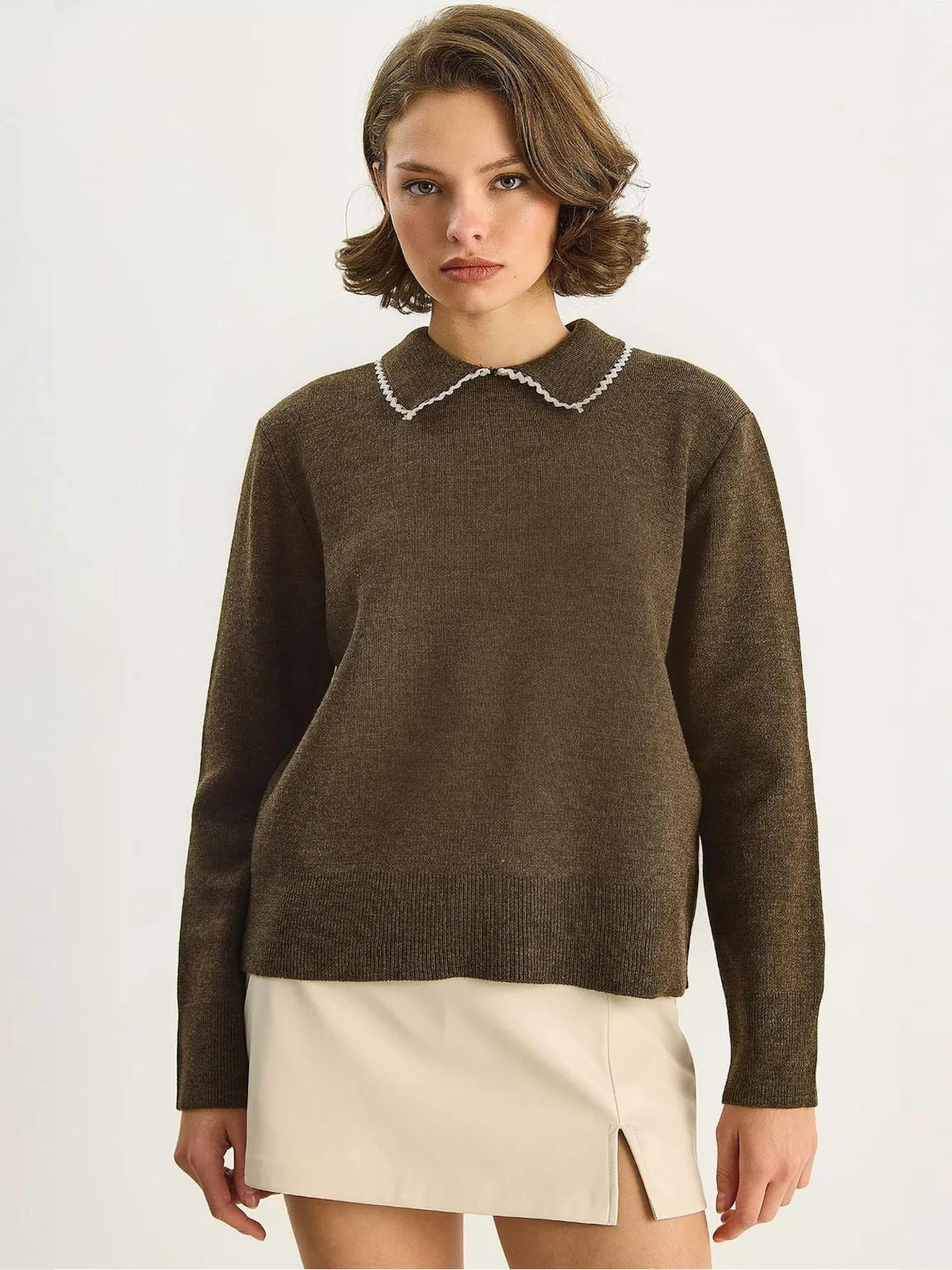 

Bianco Lucci Свитер в крапинку Brown