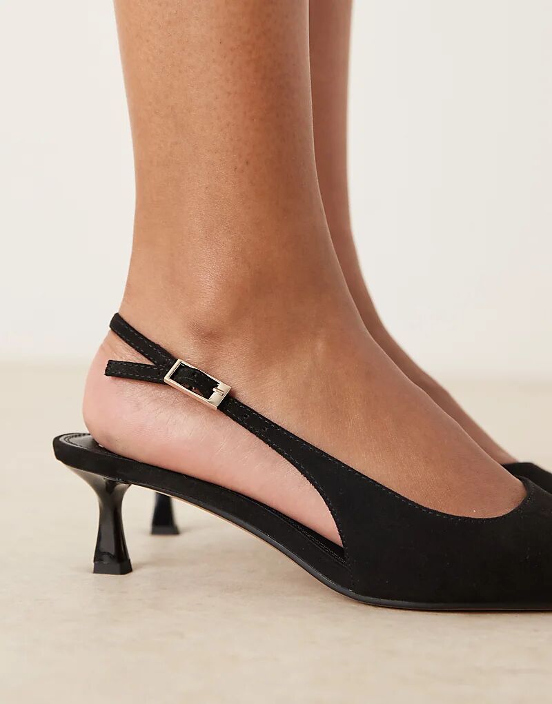 Туфли ASOS DESIGN Wide Fit Skip с открытой пяткой и каблуком-рюмочкой из черной замши — фото 2