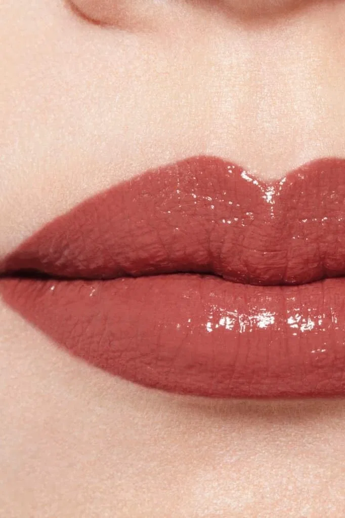 Жидкая помада CHANEL Rouge Allure Laque Ultimate 5.5 мл — фото 3