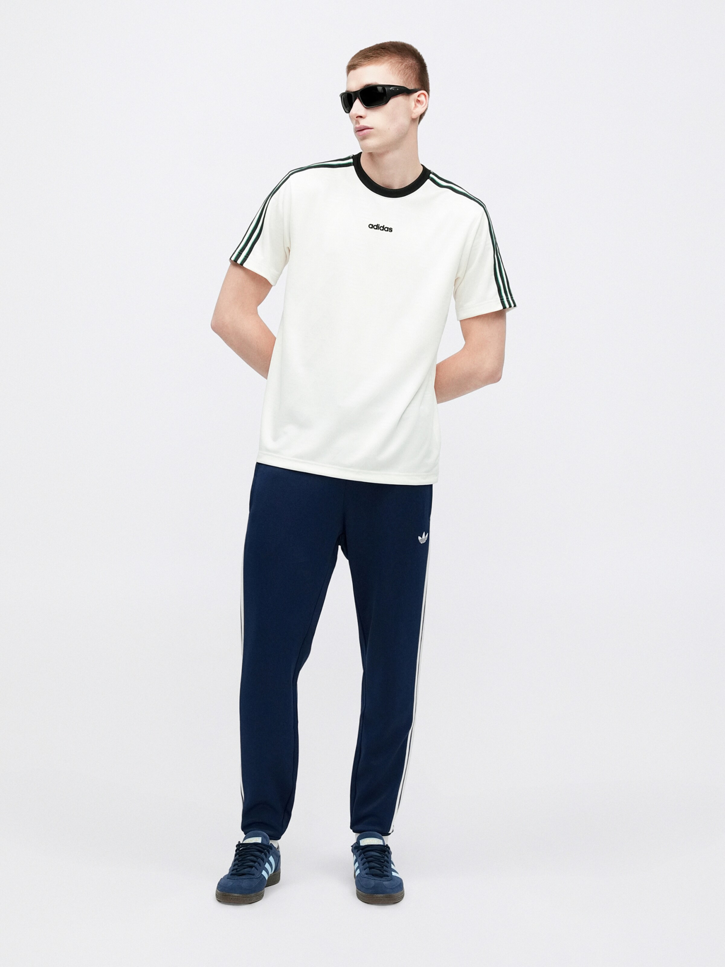 Adidas Originals Узкие брюки 'SST' в темно-синем цвете — фото 4
