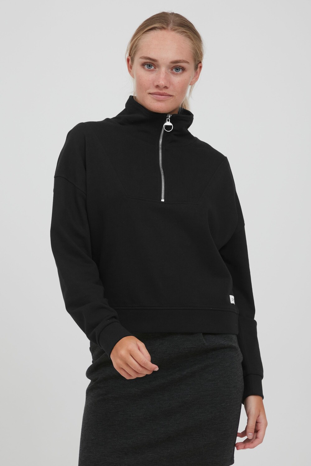 

Свитер Oxmo Troyer OXGrethe, черный