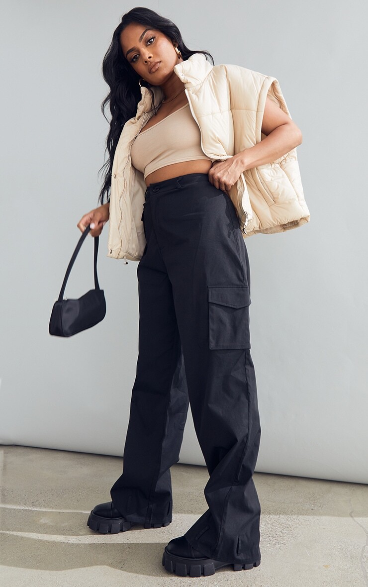 

PrettyLittleThing Плюс черные прямые брюки карго с карманами спереди, Черный, PrettyLittleThing Плюс черные прямые брюки карго с карманами спереди