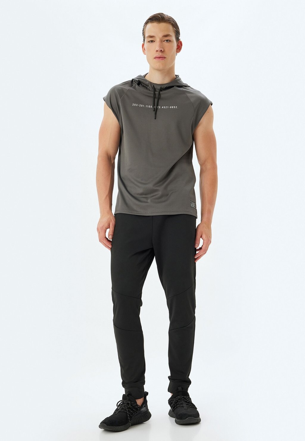 

Спортивные брюки Koton, черный