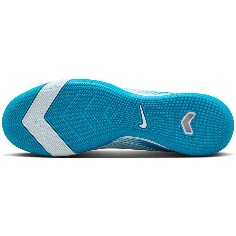 Футбольные бутсы для игры в хард Zoom Vapor 16 Academy IC Nike, мультиколор — фото 2