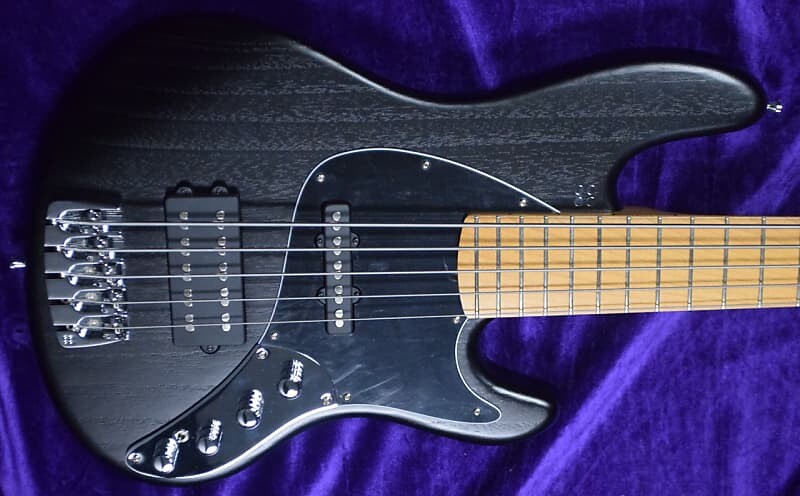 

Басс гитара Sandberg TM-5 SuperLight, Matte Black / Roasted Maple