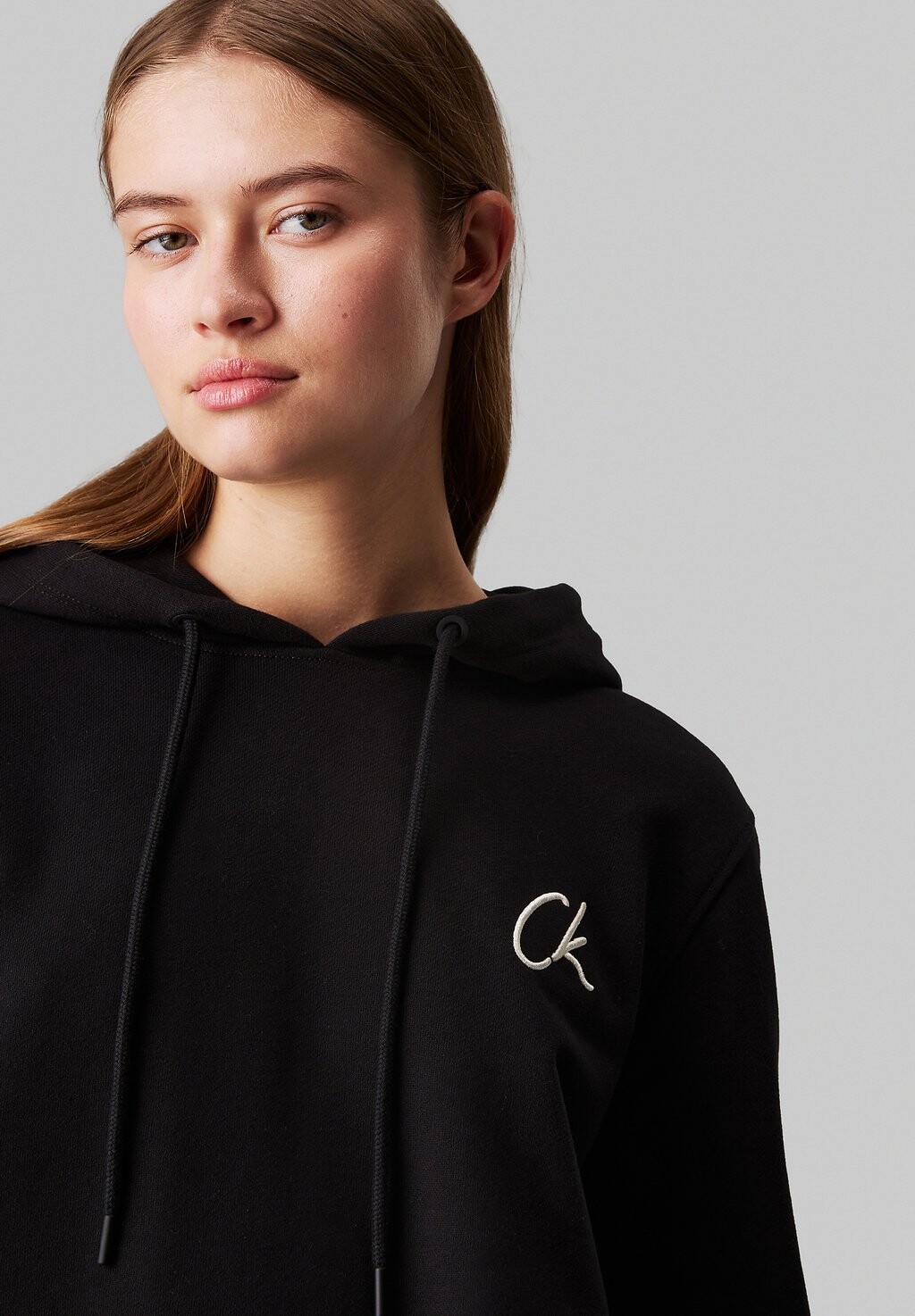 

Толстовка с капюшоном EMBROIDERED REGULAR Calvin Klein Jeans, черный