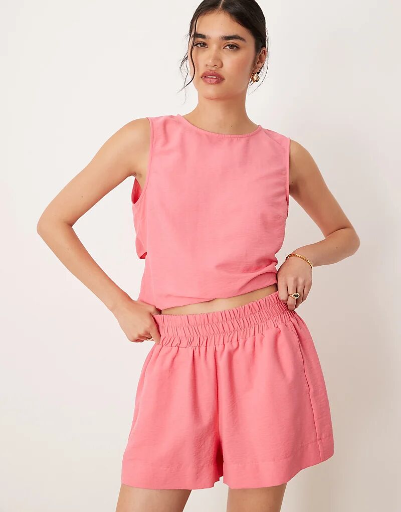 

Комплект из шорт ASOS DESIGN розового цвета