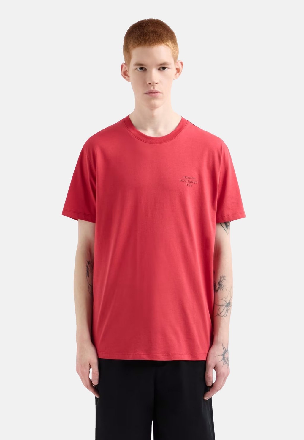 

Базовая футболка Armani Exchange, красный