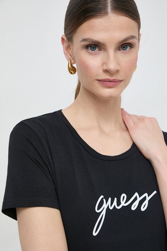 

Футболка Guess, черный